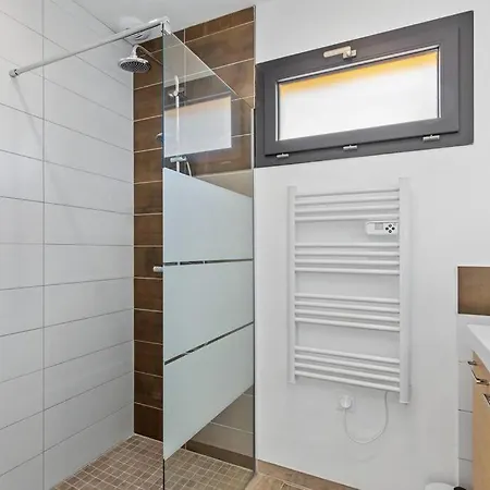 Sun - 600m - Clim - 6 Pers - Cap D'agde Agde