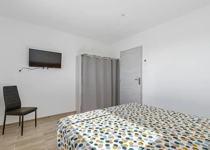 Sun - 600m - Clim - 6 Pers - Cap D'agde Villa *